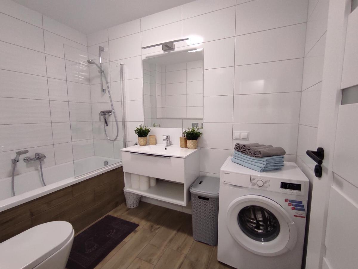 Domek W Parku Appartamento Hel Esterno foto